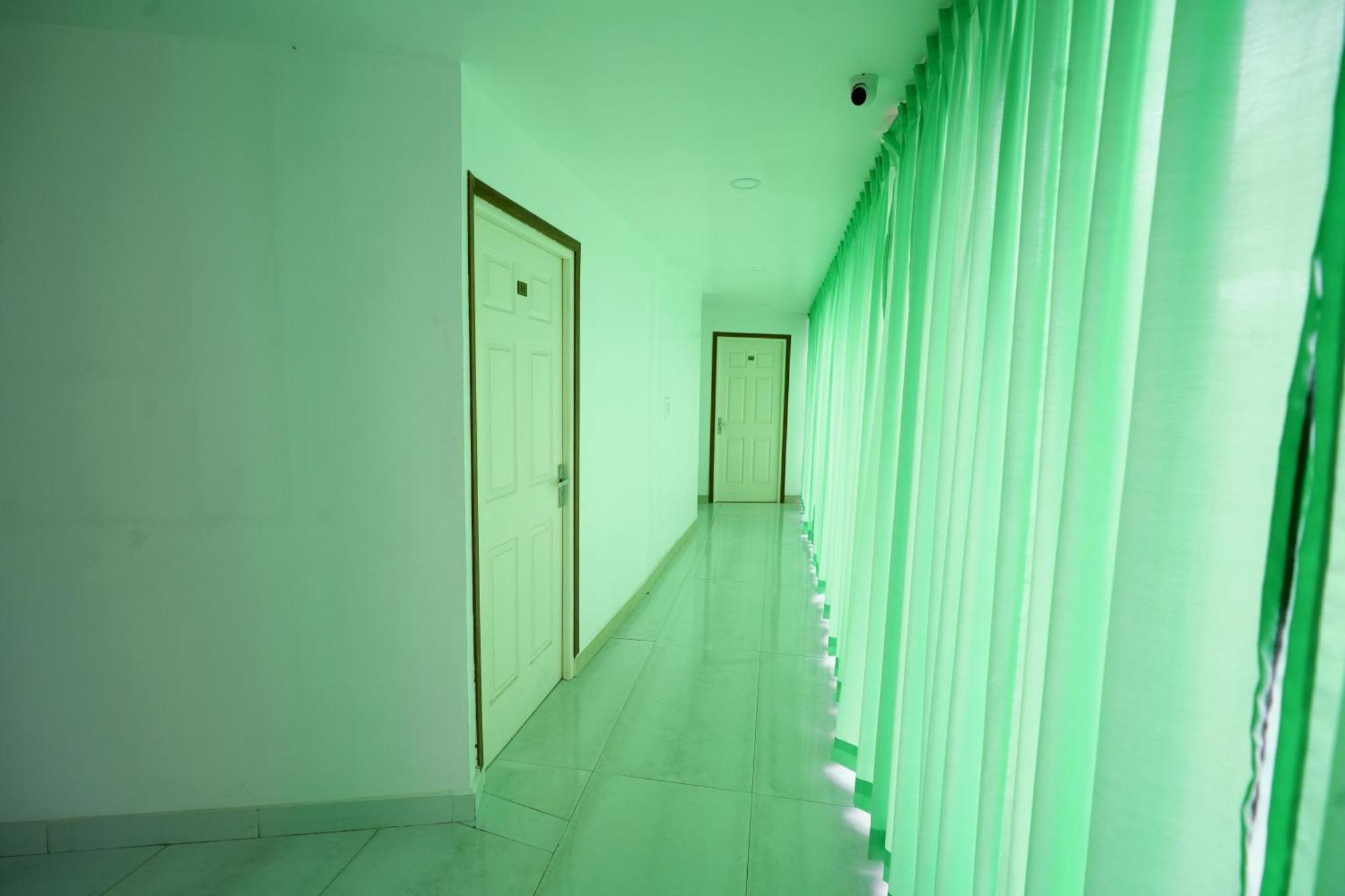 Hotel Amsher Suit Lulu Mall Road Kochi Esterno foto