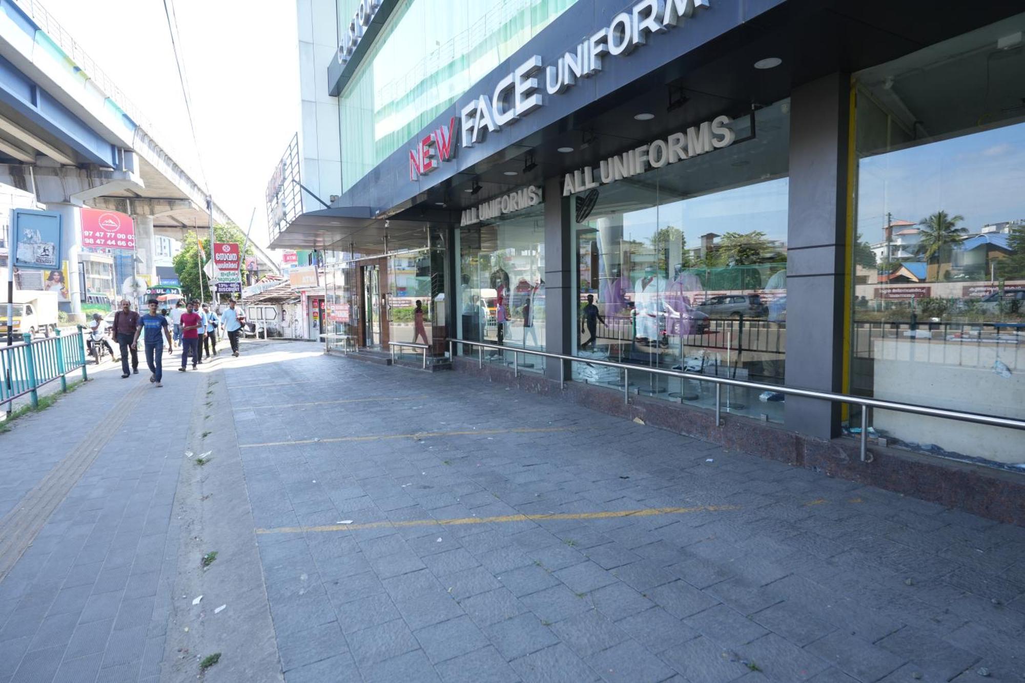 Hotel Amsher Suit Lulu Mall Road Kochi Esterno foto
